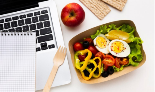 Healthy Office Eats: MOM’s Guide to Nutritious and Tasty Lunches